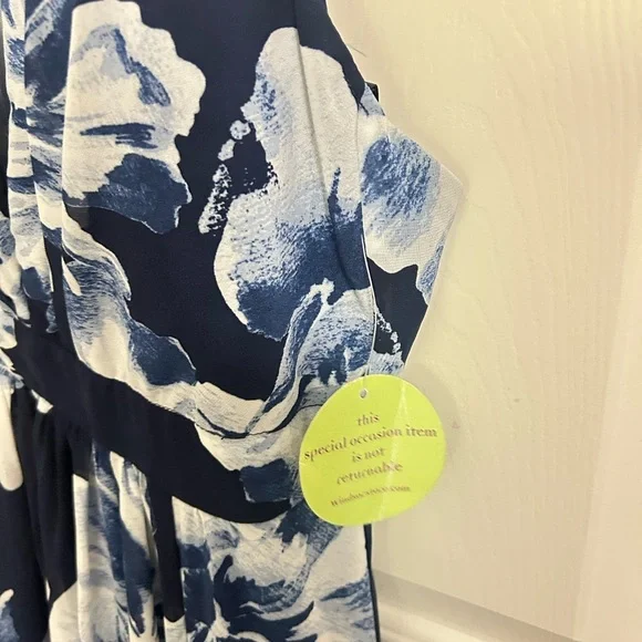 Windsor Bea Formal Floral Wrap Dress Size Medium NWT - Picture 7 of 15